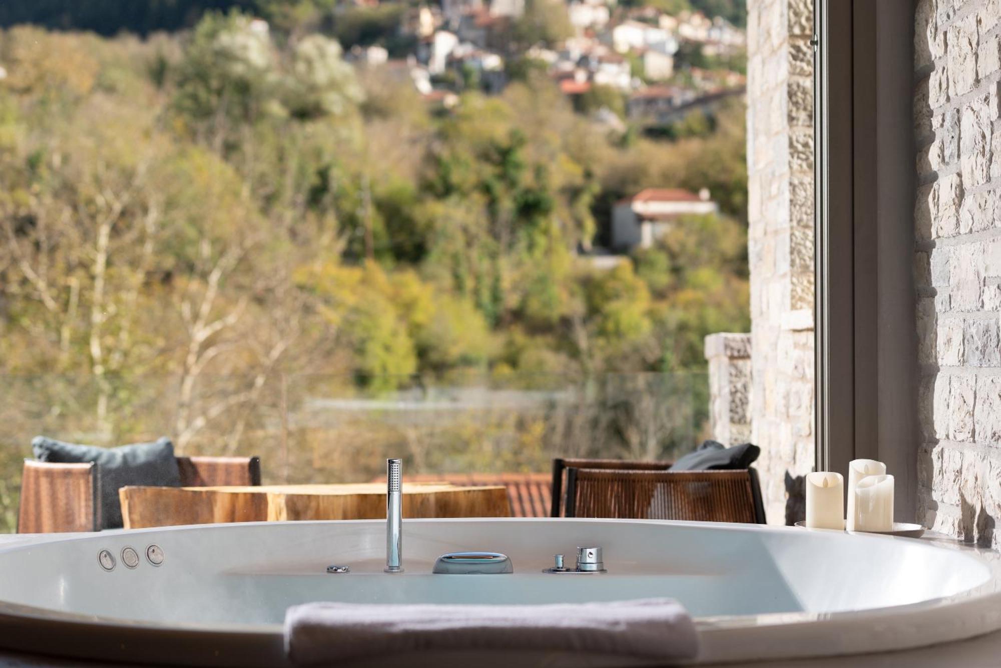 Evora Luxury Suites Mega Chorio Εξωτερικό φωτογραφία