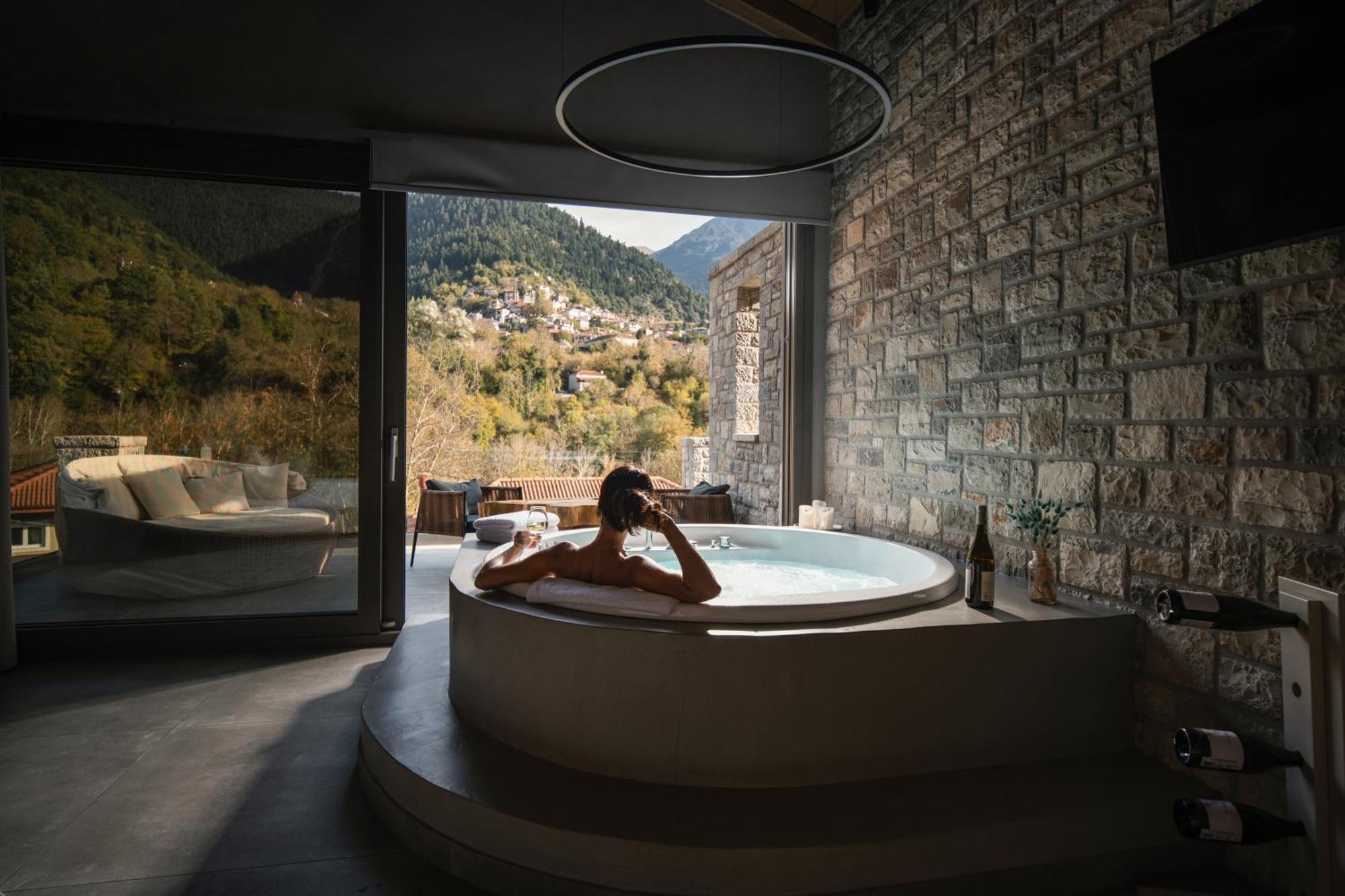 Evora Luxury Suites Mega Chorio Εξωτερικό φωτογραφία