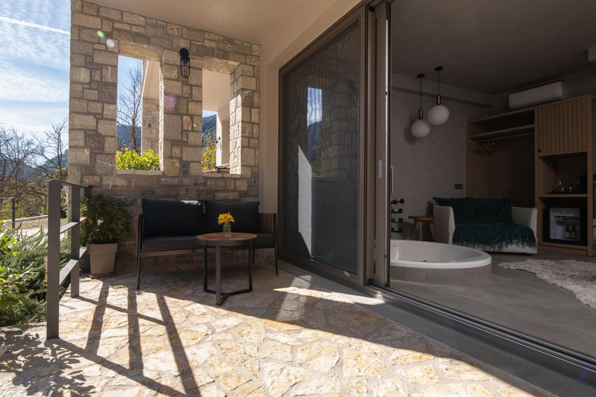 Evora Luxury Suites Mega Chorio Εξωτερικό φωτογραφία
