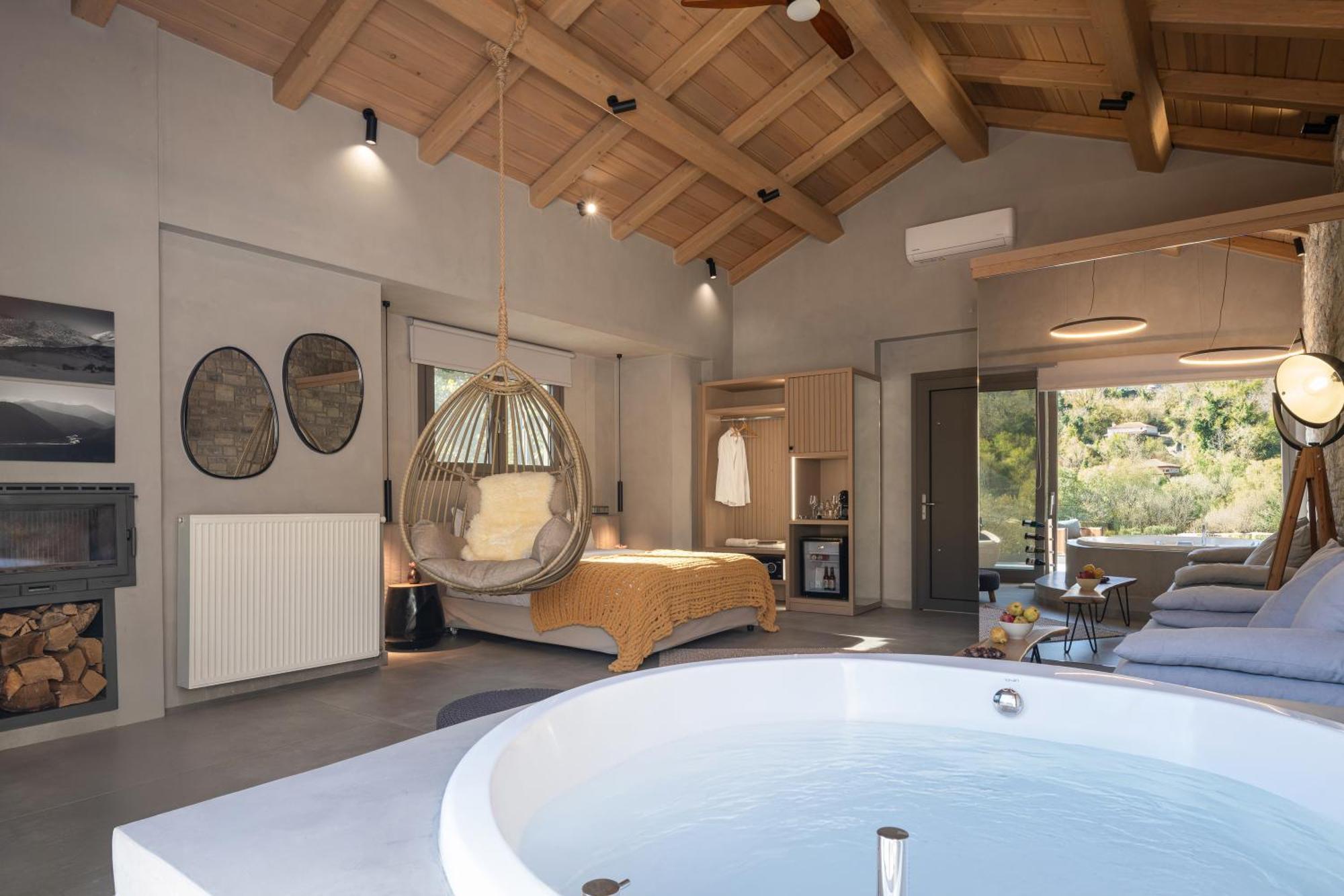 Evora Luxury Suites Mega Chorio Εξωτερικό φωτογραφία